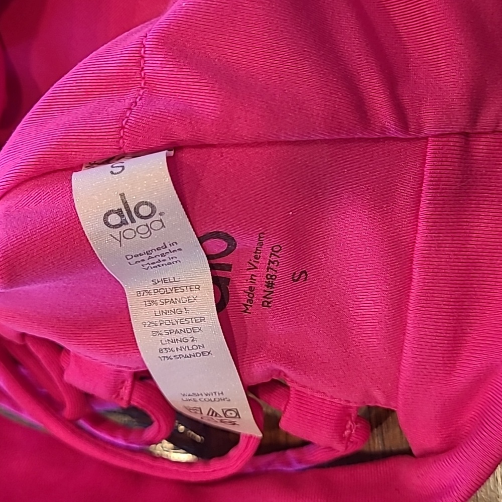 Alo Yoga Pink Lace-Up Sports Bra - Picture 6 of 6